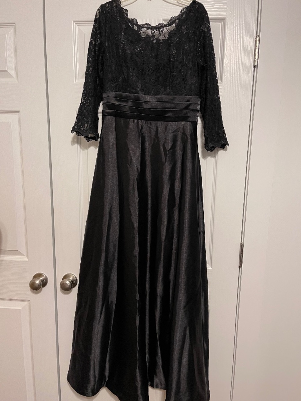 Formal dress black satin lace, full length, waisted, elegant!  3/4 sleeve sz 8